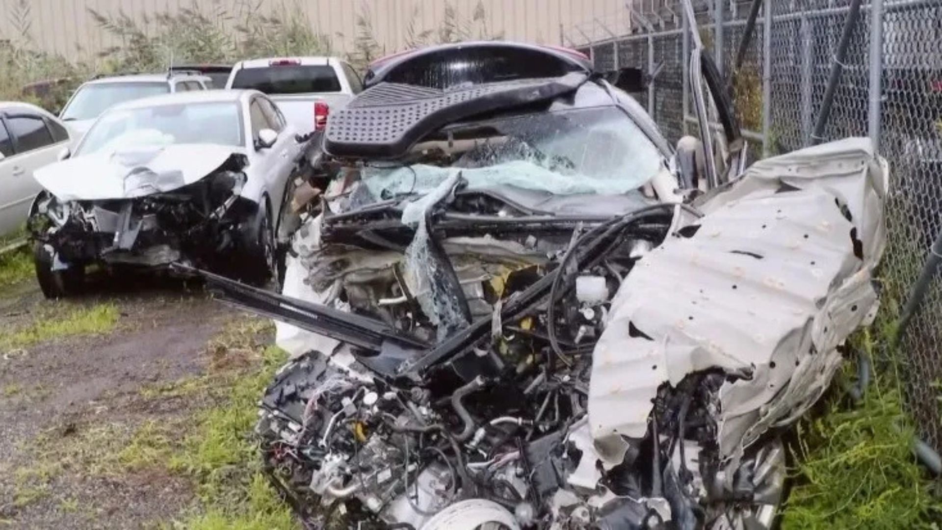La voiture accidentée du documentaire The Crash sur Netflix